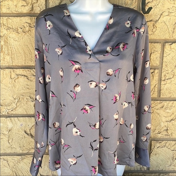 Banana republic v Blouse Floral Gray & Pink Loose fit  Size XS - Picture 10 of 10